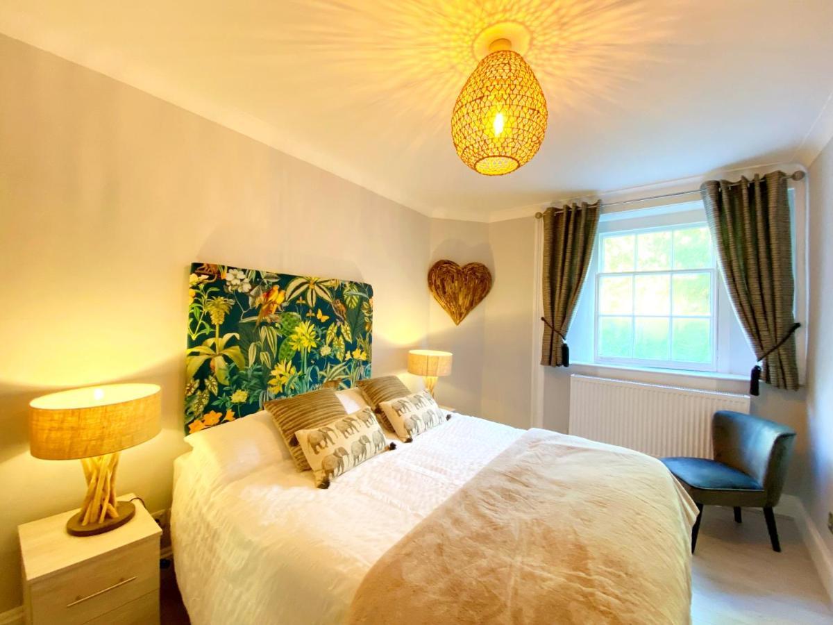 Meadfoot Bay Apartment At Hesketh Crescent Торки Екстериор снимка