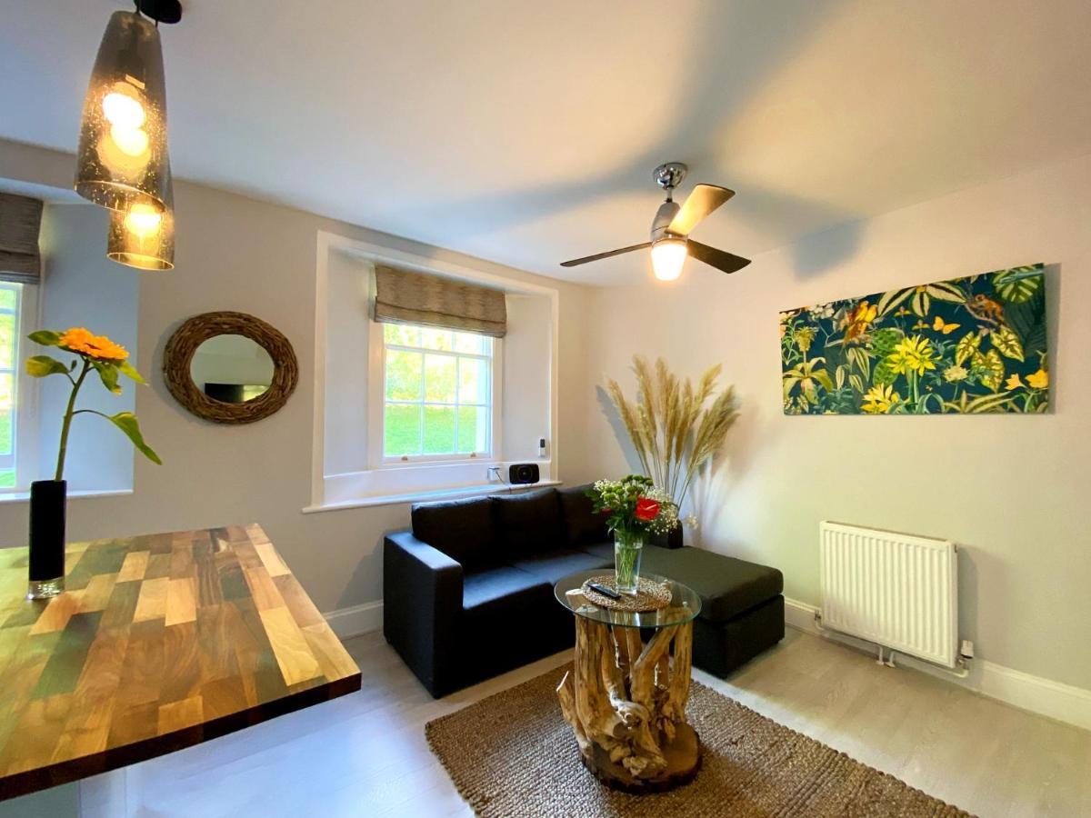 Meadfoot Bay Apartment At Hesketh Crescent Торки Екстериор снимка